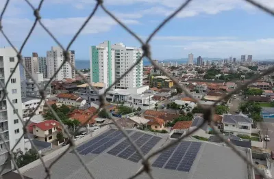 Apartamento à venda – conforto e localização a poucos minutos da praia!