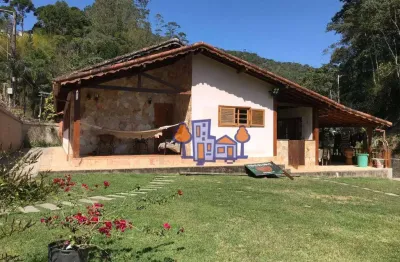 Casa com 2 suítes à venda, 184 m² por r$ 800.000 - mury - nova friburgo/rj