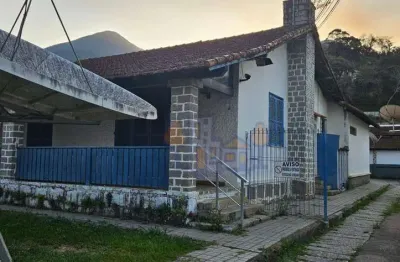 Casa com 3 dormitórios à venda, 266 m² por r$ 1.980.000,00 - parque são clemente - nova friburgo/rj