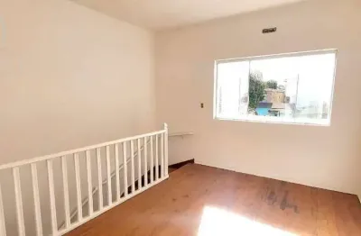 Casa comercial para alugar na Rua Rodrigo Silva, Macuco, Santos