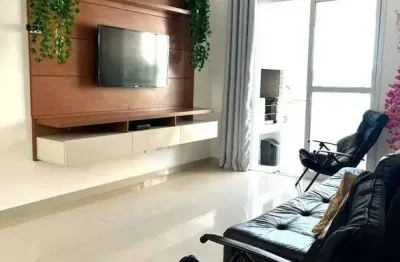 Apartamento à venda frente mar - 2 quartos, 1 suíte e 2 banheiros -- praia grande/sp