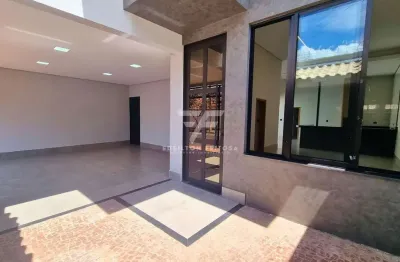 Casa com pé direito duplo à venda – 3 suítes, 4 banheiros, 2 vagas – jardim patrícia – nova, moderna e nunca habitada