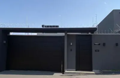 Casa com 3 quartos à venda na pedro medeiros, 25, vila duque de caxias, campo grande por r$ 650.000