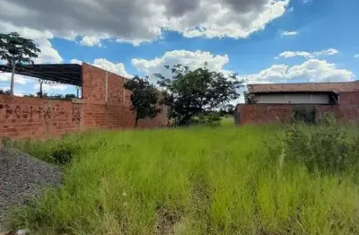 Terreno à venda no Jardim Centenário, Campo Grande 
