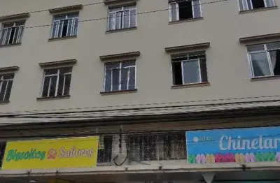 Casa com 3 quartos à venda na Rua Batista de Oliveira, 764, Centro, Juiz de Fora