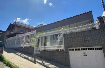 Casa com 3 quartos à venda na Rua Severino Belfort, 52, Bairu, Juiz de Fora