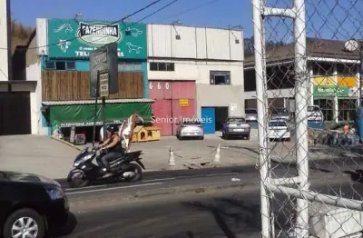 Terreno à venda na Rua Paracatu, 35, Bandeirantes, Juiz de Fora