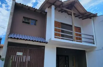 Casa com 3 quartos à venda na Avenida Zero Hora, Jardim Algarve, Alvorada