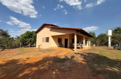 Casa com 3 quartos à venda na Estrada Velha para Bela Vista, Fazenda Vau das Pombas, Goiânia