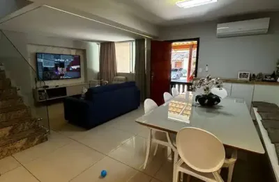 Casa com 4 quartos à venda na Rua 1, 450, Vila São João, Goiânia