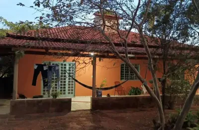 Casa com 3 quartos à venda na rua dos chatos, sítios vale das brisas, senador canedo, 5000 m2 por r$ 1.200.000