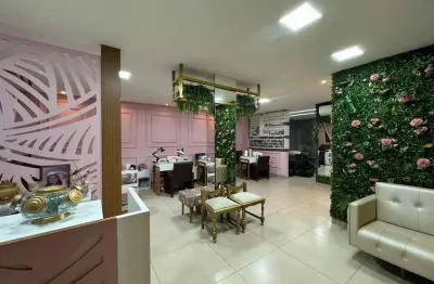 Casa com 8 quartos à venda na Avenida C10, 1, Setor Sudoeste, Goiânia