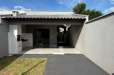 Casa com 2 quartos à venda na Rua 5, 2, Setor Bela Vista, Trindade