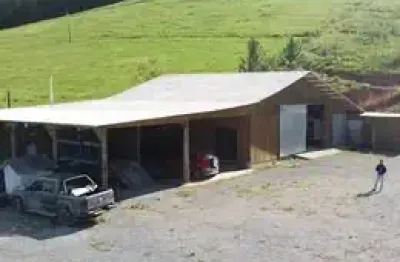 Casa com 3 quartos para alugar na Avenida Nereu Ramos, Morro Alto, Balneário Piçarras