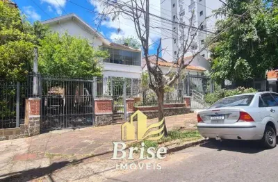 Casa no bairro petrópolis, próximo à protásio alves e felipe de oliveira