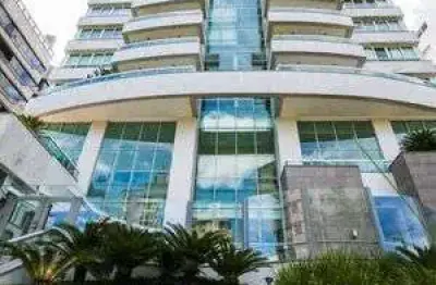 Apartamento com 3 quartos para alugar na Bela Vista, Porto Alegre 