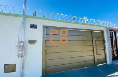 Casa com 3 quartos para alugar na alameda alcides de araújo romão, 1, setor faiçalville, goiânia por r$ 3.100