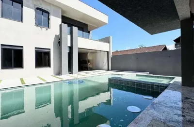 Casa com 4 quartos à venda na Rua Santos Dumont, 885, Centro, Guaratuba