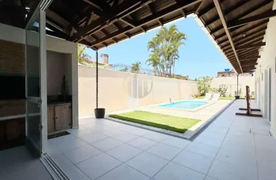 Casa com 3 quartos para alugar na Travessa Maringá, Brejatuba, Guaratuba