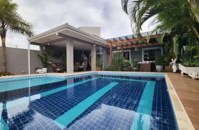 Casa com 3 quartos à venda na Rua Maria Elisa Costa Marin, 271, Balneário Nereidas, Guaratuba