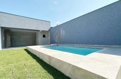 Casa à venda na Avenida Vinte e Nove de Abril, Brejatuba, Guaratuba