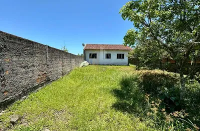 Casa com 2 quartos à venda na Rua Paranavaí, 1304, Piçarras, Guaratuba