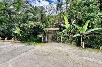 Chácara / sítio com 4 quartos à venda na Avenida Vinte e Nove de Abril, Cabaraquara, Guaratuba