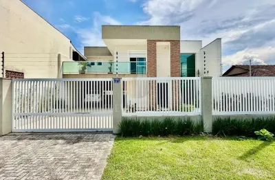 Casa com 4 quartos à venda na Avenida Vinte e Nove de Abril, 79, Brejatuba, Guaratuba