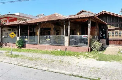 Loja / Sala Comercial em Balneário Brejatuba - Guaratuba, PR
