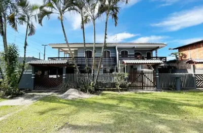 Casa com 3 quartos à venda na Avenida Vinte e Nove de Abril, 74, Cohapar, Guaratuba