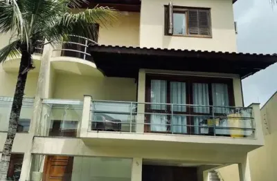 Sobrado com 3 dormitórios à venda, 175 m² por r$ 950.000 - vila oliveira - mogi das cruzes/sp