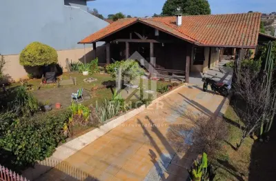 Casa para venda em ponta grossa, oficinas, 3 dormitórios, 1 suíte, 2 banheiros, 4 vagas