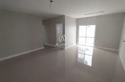 Apartamento  
área privativa: 65,00 m²
piso porcelanato e laminado
pet