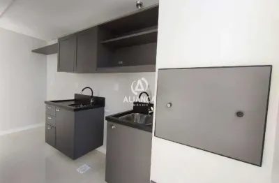 Apartamento semi mobiliado
2 dormitórios
1 sala
1 cozinha
1 banheiro
1