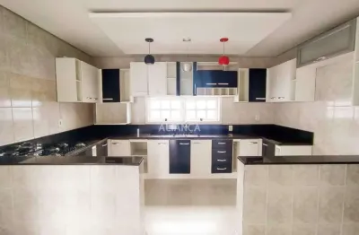 Desocupa 20 de outubro
casa parte superior,
área privativa: 90,00 m².