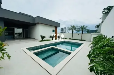 Casa com 3 quartos à venda na Avenida dos Lagos, 00, Pedra Branca, Palhoça