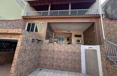 'Encantadora Casa à Venda  toda mobiliada em Campo Grande, RJ'