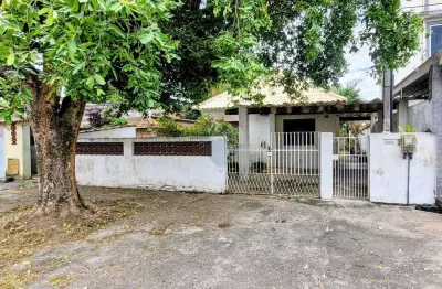 Sua casa dos sonhos de 3 quartos na tranquila rua virgílio brígido em campo grande!