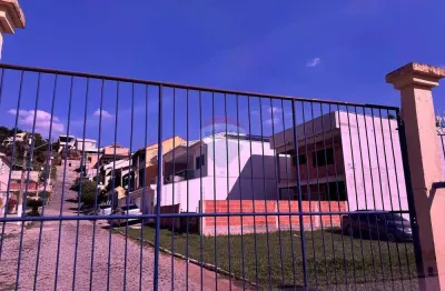 'descubra sua casa de luxo, em construção, no condomínio pedra branca'