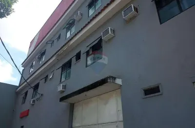 Hotel em avenida joaquim magalhães - senador vasconcelos - rio de janeiro/rj