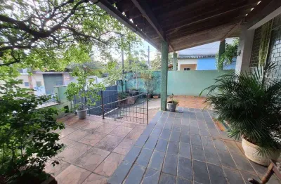 Casa com 3 quartos, churrasqueira, garagem na vila nova - campo grande - rj