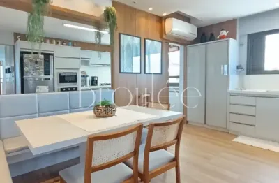 Apartamento frente mar mobiliado em balneário camboriú para locação anual