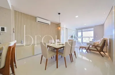 Apartamento com vista mar na praia brava de itajaí para locação/aluguel anual
