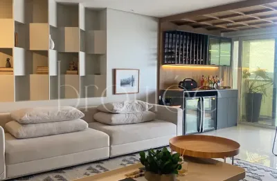 Apartamento com vista mar finamente mobiliado no infinity coast fg para locação/aluguel anual