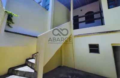 Casa com 3 quartos para alugar na Rua Bento Berilo, 35, Centro, Ilhéus