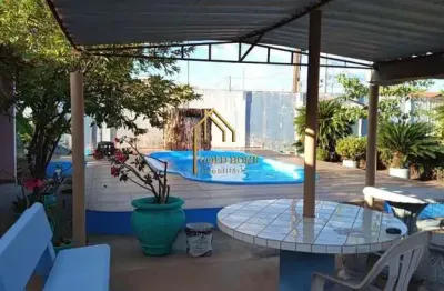 Casa á venda com piscina e área gourmet no bairro petrópolis em várzea grande