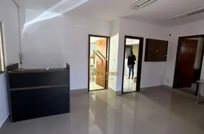 Casa comercial para alugar na Rua Vinte e Quatro de Outubro, 100, Centro-Norte, Cuiabá