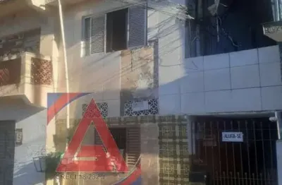 Casa comercial à venda no Jardim Ana Estela, Carapicuíba 