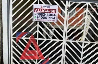 Casa com 3 quartos para alugar no Km 18, Osasco 