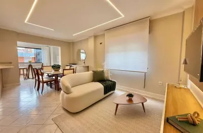 Apartamento 2 dormitórios mobiliado e decorado no centro – capão da canoa